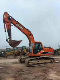Buy Doosan DH225-7 Used Excavator / 4 Buy Doosan DH225-7 Used Excavator / 4