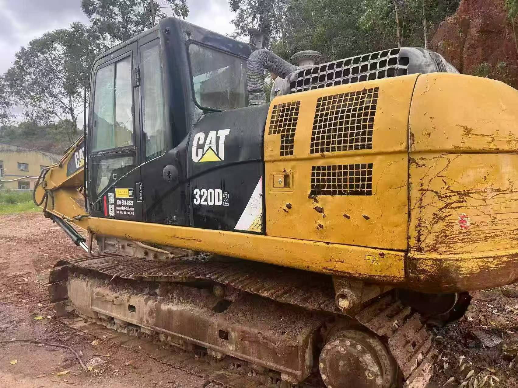 Buy Caterpillar 320D Used Excavator / 1