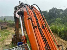 Buy Hitachi EX360-5 Used Excavator / 8 Buy Hitachi EX360-5 Used Excavator / 8