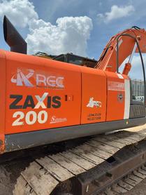 Buy Hitachi EX200 Used Excavator / 3 Buy Hitachi EX200 Used Excavator / 3