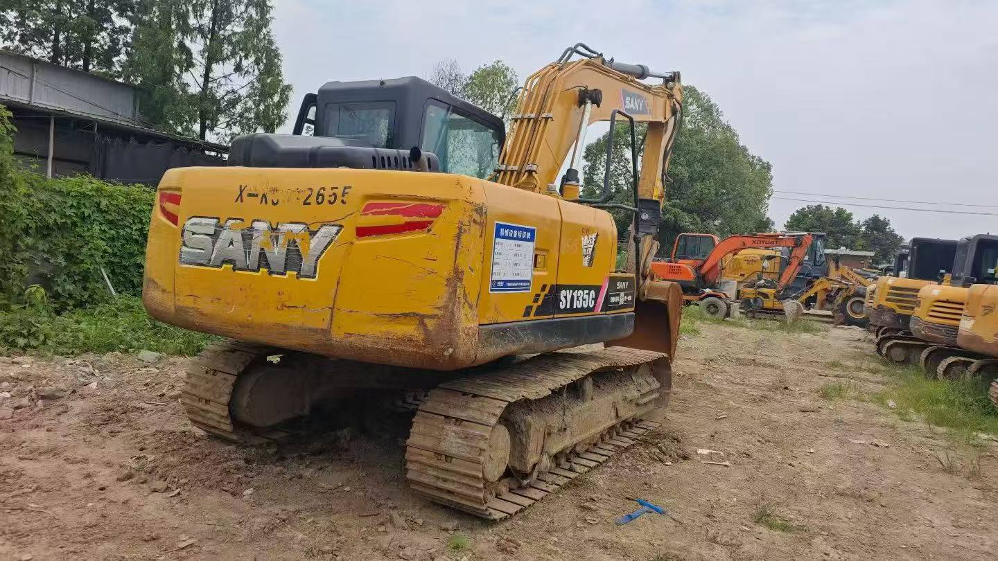 Buy Sany SY135 Used Excavator / 1