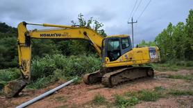 Buy Komatsu PC200-7 Used Excavator / 2 Buy Komatsu PC200-7 Used Excavator / 2