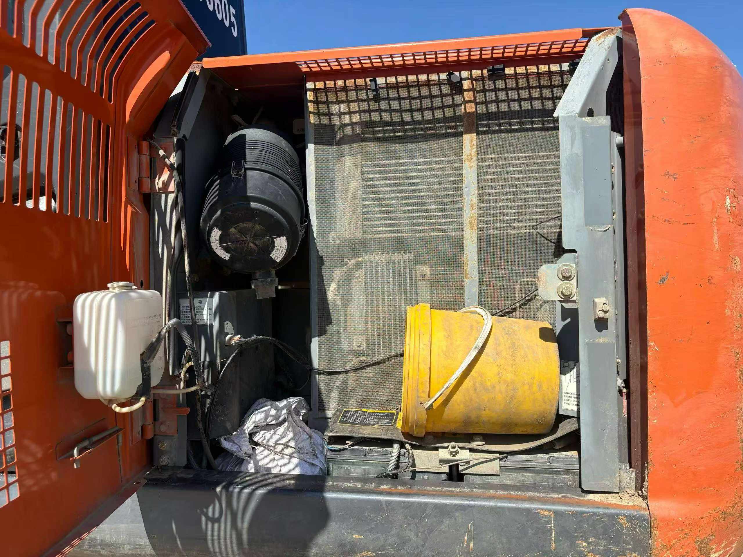 Buy Hitachi ZX120-5A Used Excavator / 6 Buy Hitachi ZX120-5A Used Excavator / 6