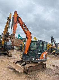 Buy Doosan DH60 Used Excavator / 2 Buy Doosan DH60 Used Excavator / 2