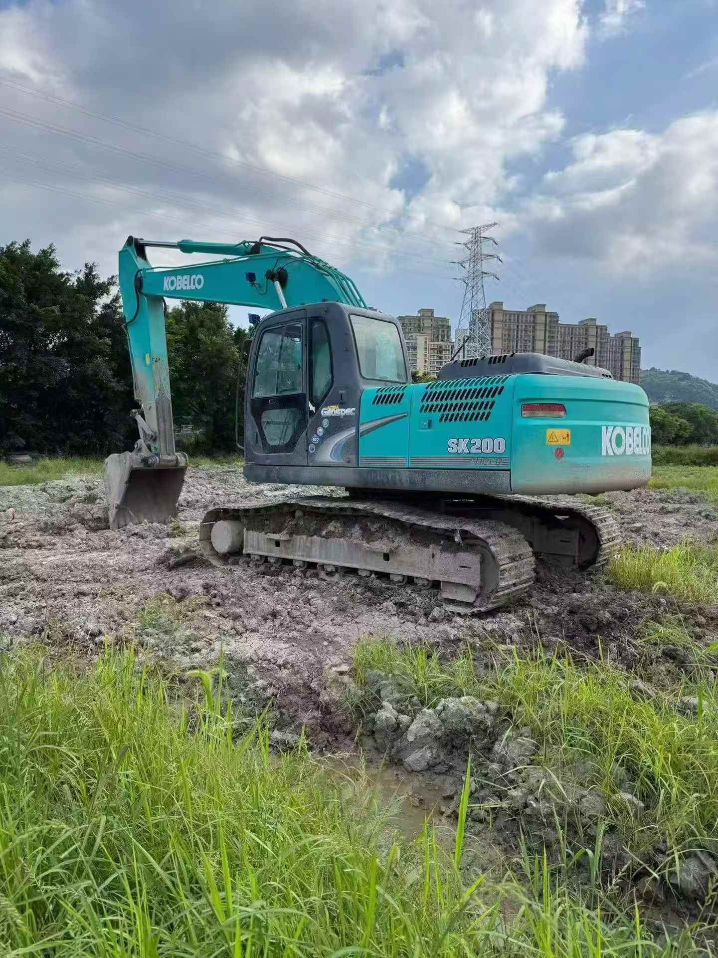 Buy Kobelco SK2008 Used Excavator / 1