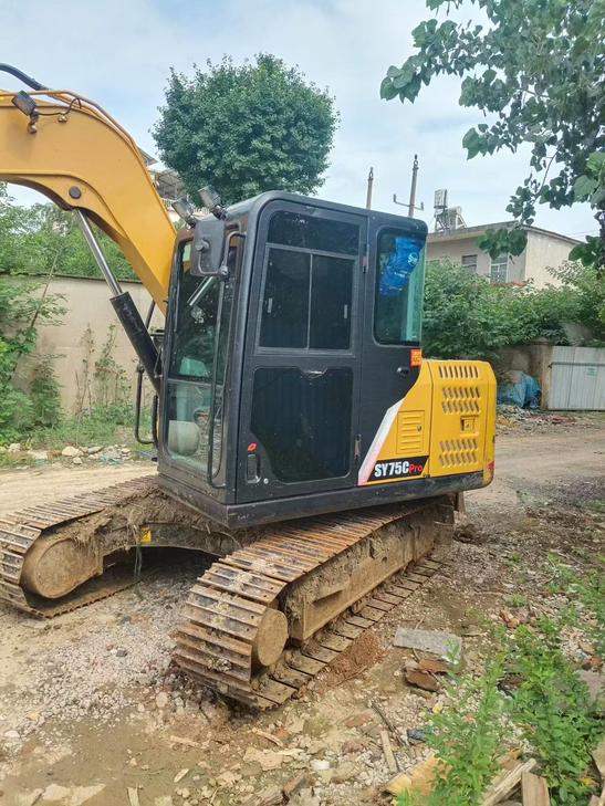 Buy Sany SY75 Used Excavator / 1