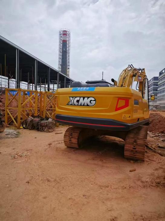 Buy XCMG LW200 Used Excavator / 1