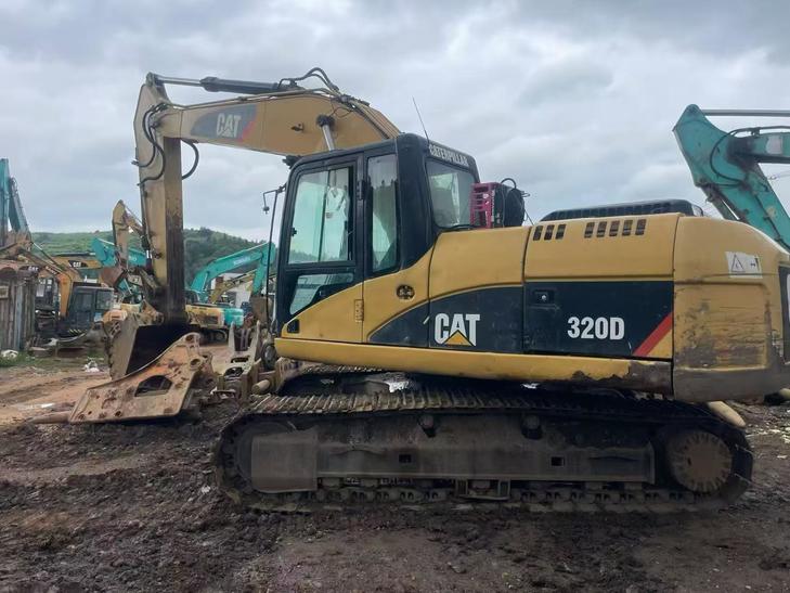 Buy Caterpillar 320D Used Excavator / 1