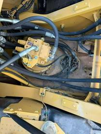Buy Caterpillar 330B Used Excavator / 7 Buy Caterpillar 330B Used Excavator / 7