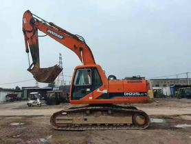 Buy Doosan DH225-7 Used Excavator / 3 Buy Doosan DH225-7 Used Excavator / 3