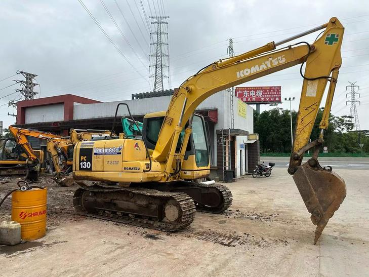 Buy Komatsu PC110-7 Used Excavator / 1