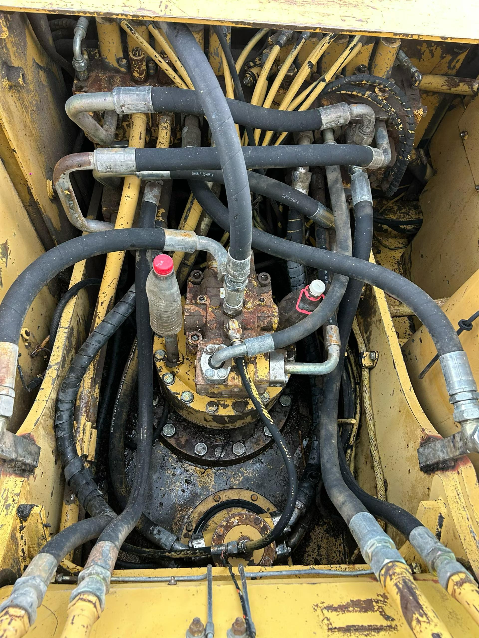 Buy Caterpillar 320C Used Excavator / 7 Buy Caterpillar 320C Used Excavator / 7