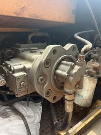 Buy Sany SY215C-8 Used Excavator / 5 Buy Sany SY215C-8 Used Excavator / 5
