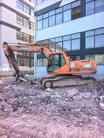 Buy Doosan DH220-7 Used Excavator / 6 Buy Doosan DH220-7 Used Excavator / 6