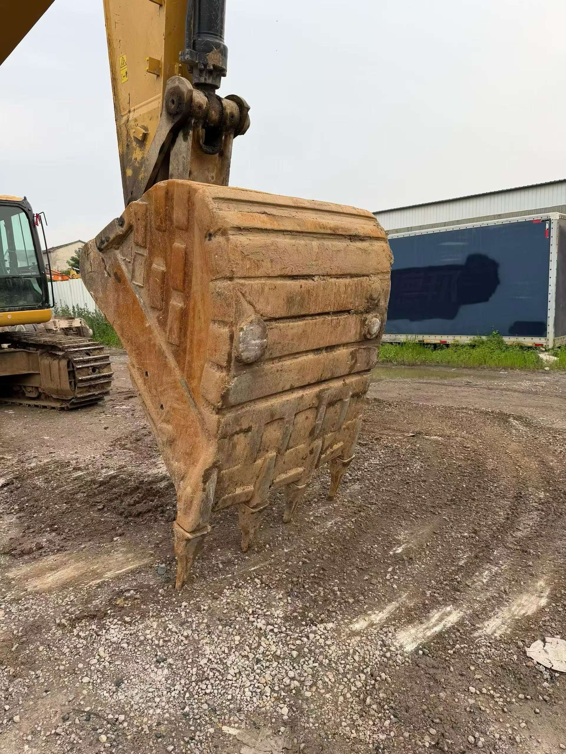Buy Caterpillar 336E Used Excavator / 3 Buy Caterpillar 336E Used Excavator / 3