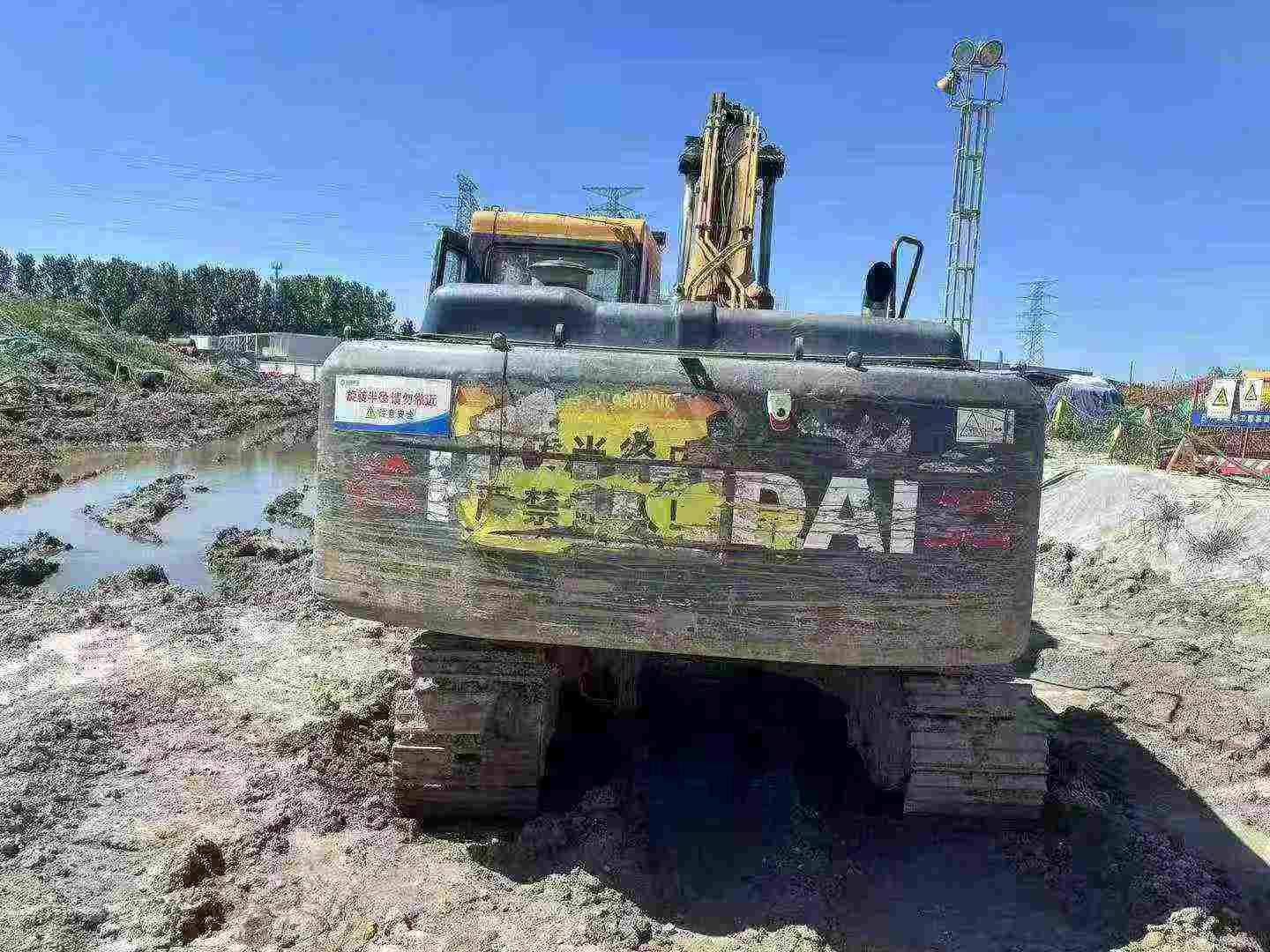 Buy Hyundai R215VS Used Excavator / 2 Buy Hyundai R215VS Used Excavator / 2