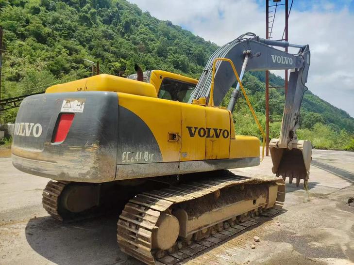 Buy Volvo EC210B Used Excavator / 1