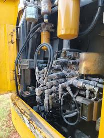 Buy Sumitomo SH80-6 Used Excavator / 9 Buy Sumitomo SH80-6 Used Excavator / 9