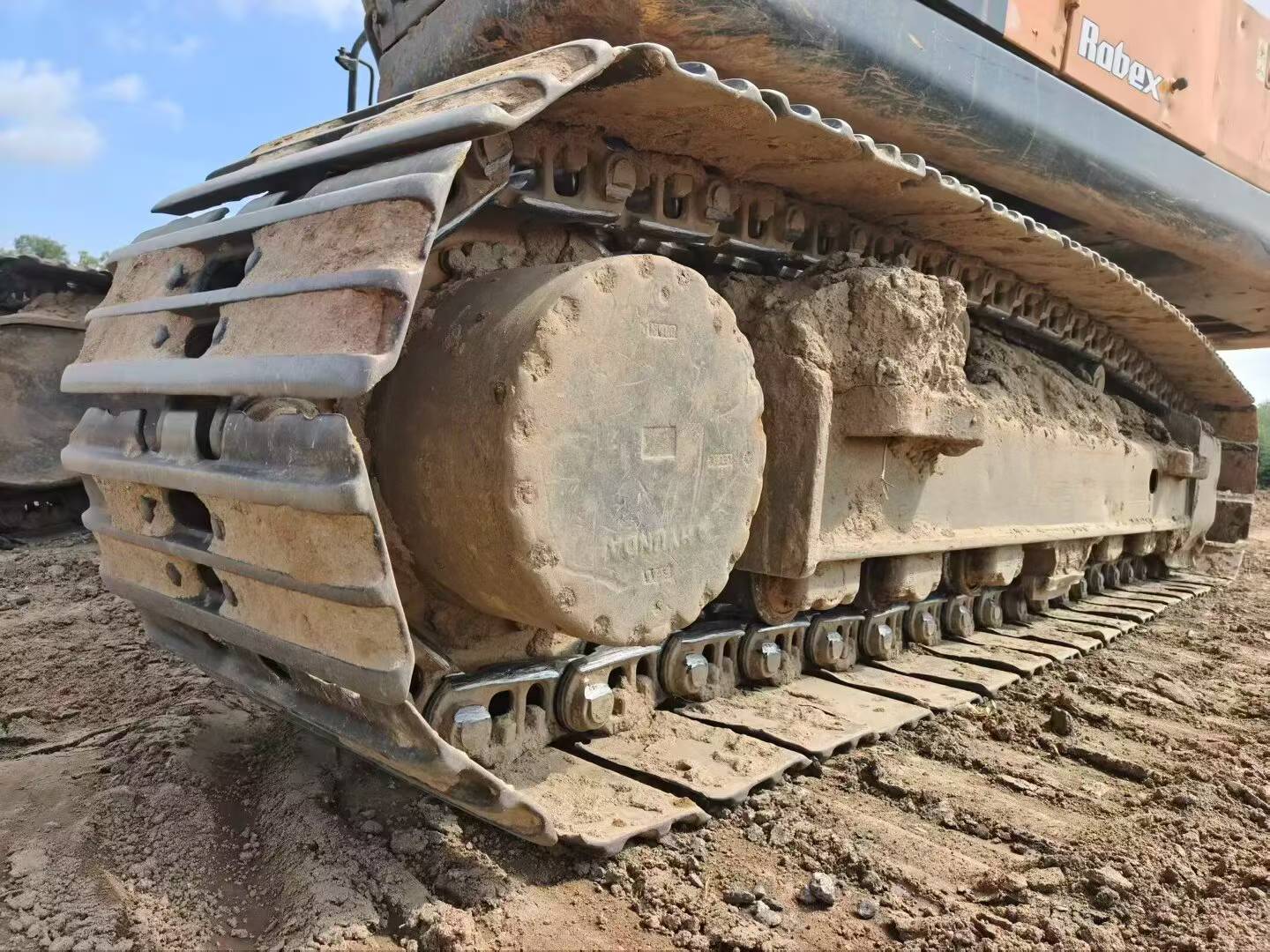 Buy Hyundai R215-7 Used Excavator / 3 Buy Hyundai R215-7 Used Excavator / 3