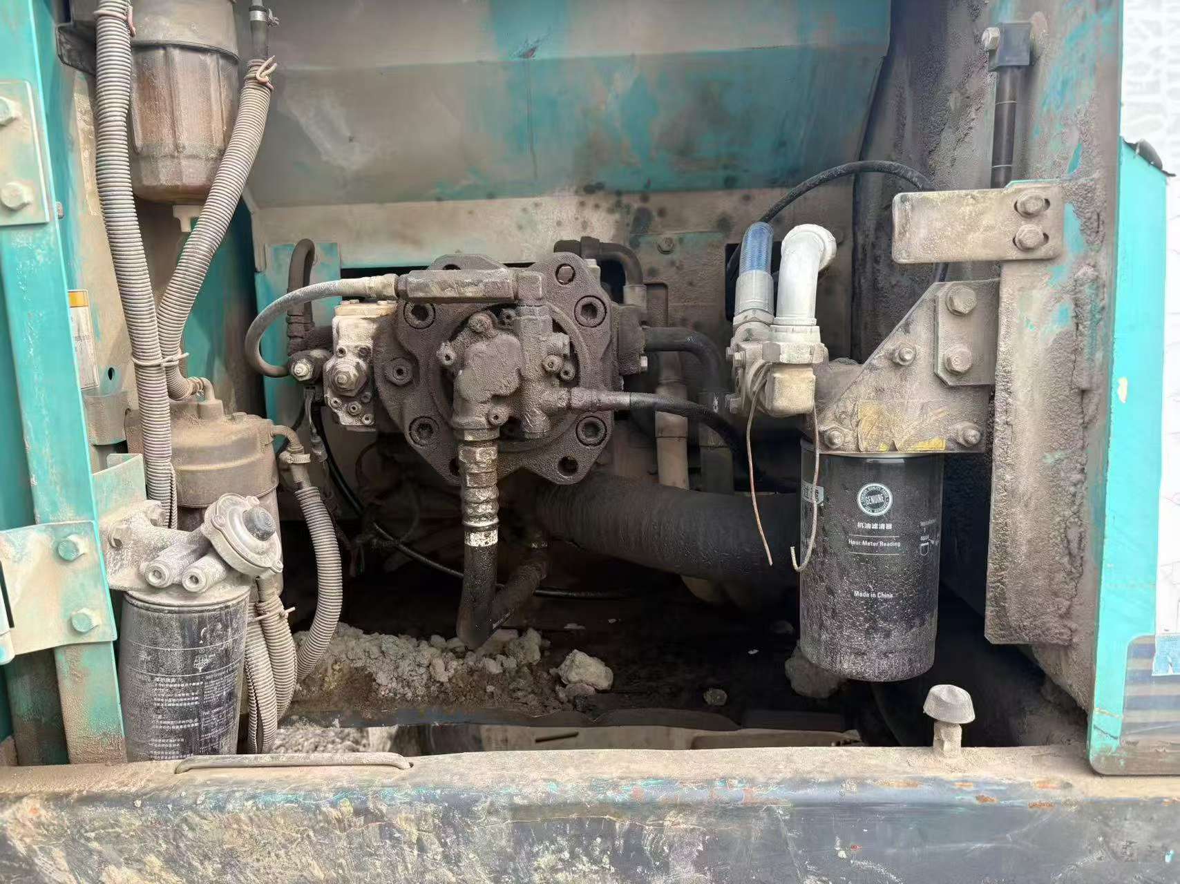 Buy Kobelco SK200-2 Used Excavator / 2 Buy Kobelco SK200-2 Used Excavator / 2