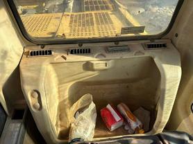 Buy Caterpillar 320C Used Excavator / 2 Buy Caterpillar 320C Used Excavator / 2