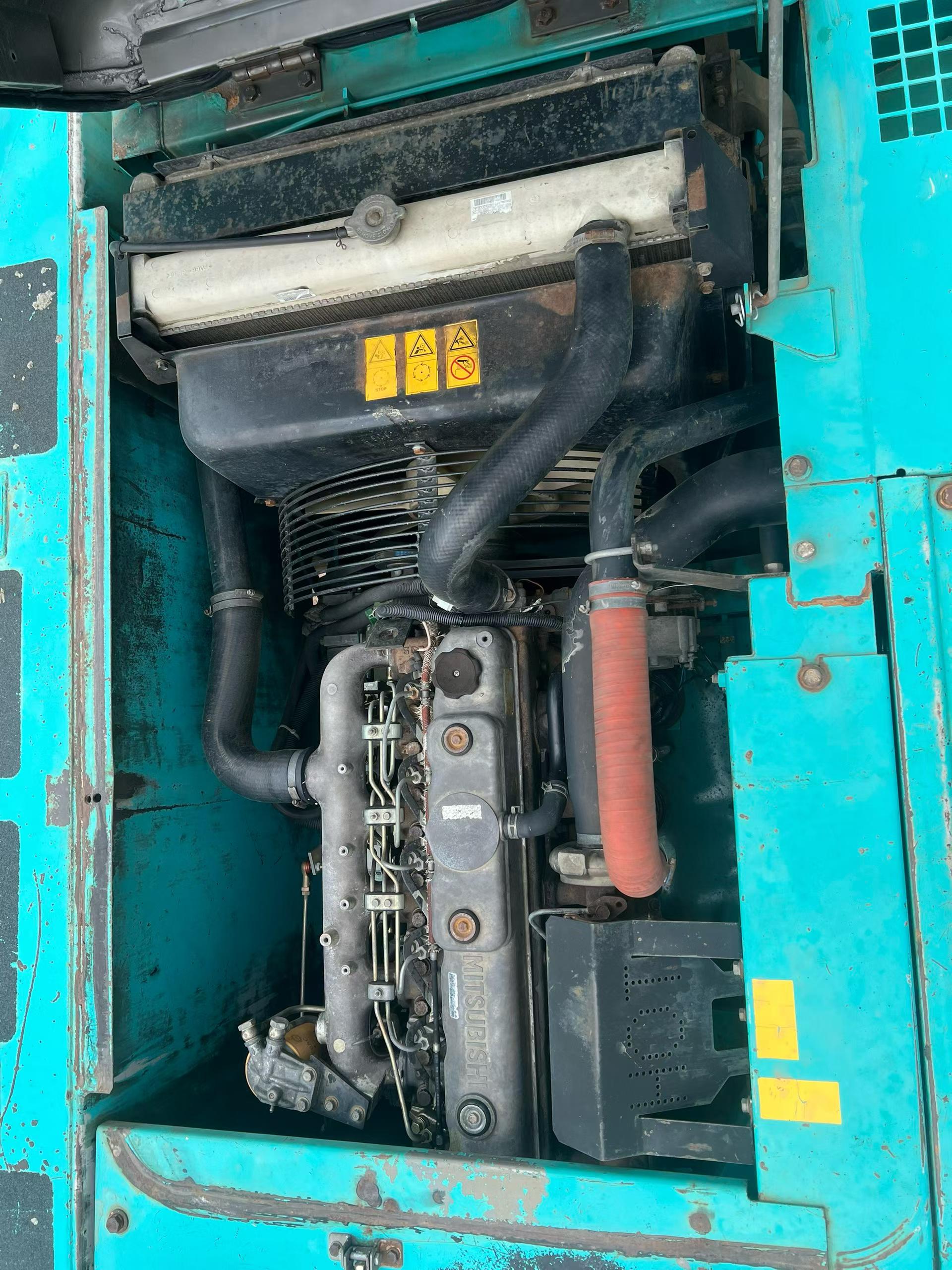 Buy Kobelco SK200-10 Used Excavator / 5 Buy Kobelco SK200-10 Used Excavator / 5