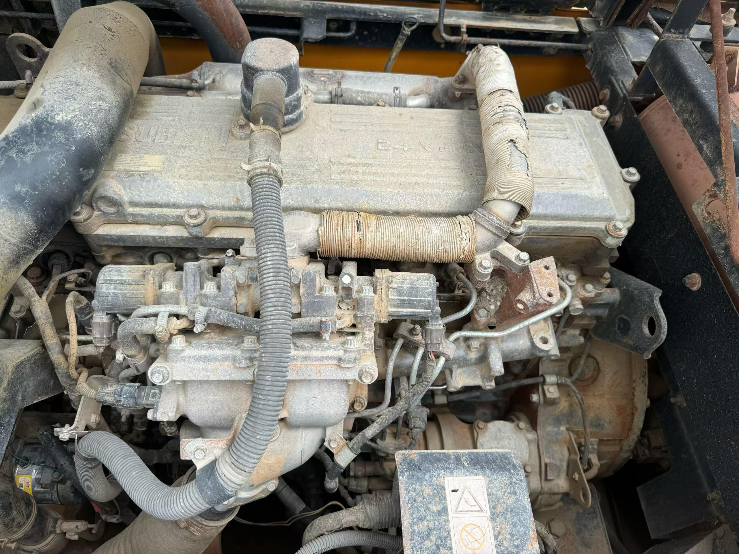 Buy Kato Used Excavator / 5 Buy Kato Used Excavator / 5