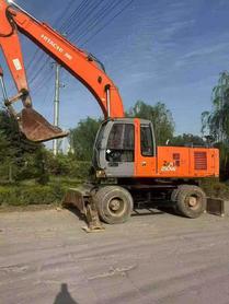 Buy Hitachi EX210 Used Excavator / 2 Buy Hitachi EX210 Used Excavator / 2