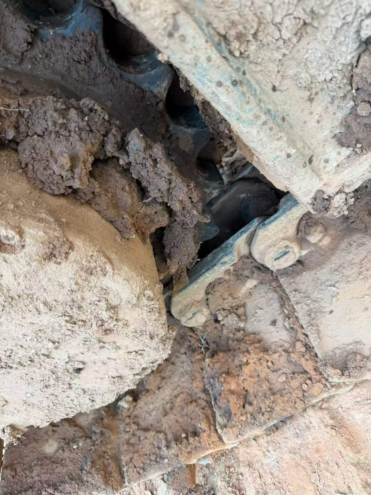Buy Sumitomo SH200A5 Used Excavator / 9 Buy Sumitomo SH200A5 Used Excavator / 9