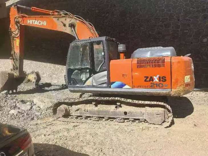 Buy Hitachi EX210 Used Excavator / 1