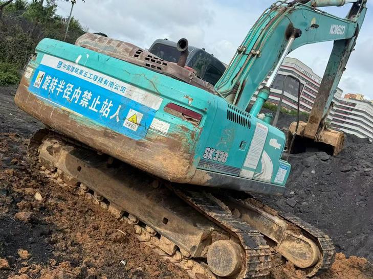 Buy Kobelco SK260LC-8 Used Excavator / 1