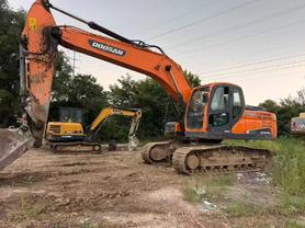 Buy Doosan DH215-7 Used Excavator / 8 Buy Doosan DH215-7 Used Excavator / 8