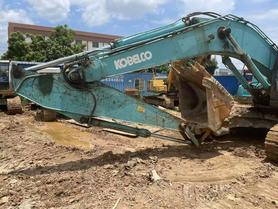 Buy Kobelco SK200-11 Used Excavator / 2 Buy Kobelco SK200-11 Used Excavator / 2