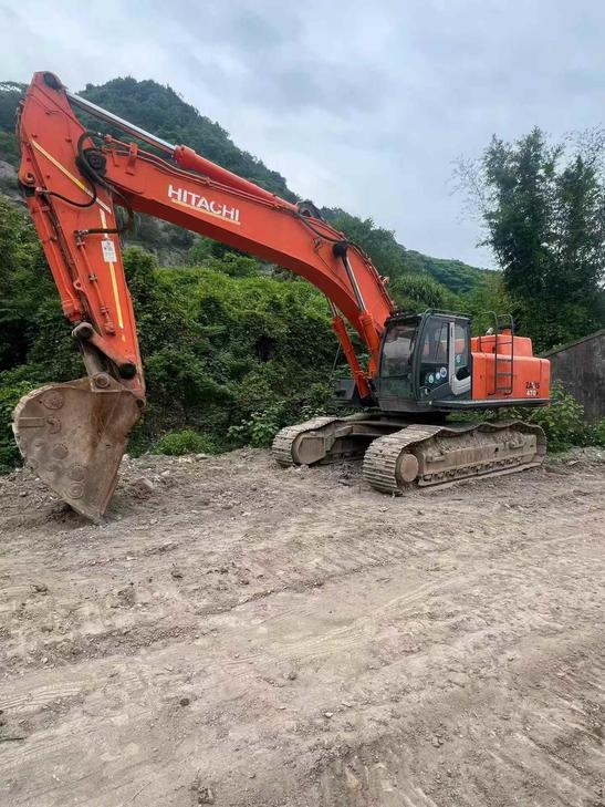Buy Hitachi ZX470 Used Excavator / 1