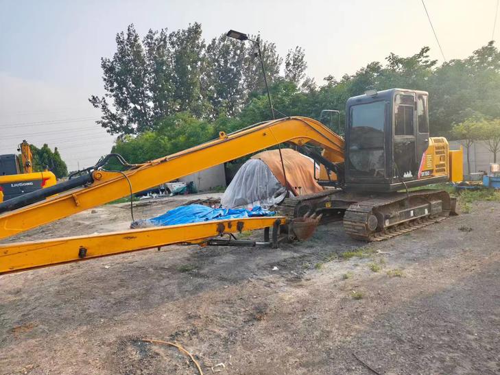 Buy Sany Used Excavator / 1