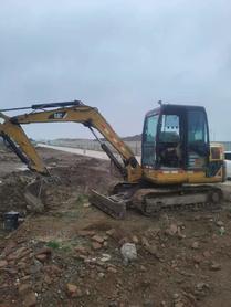 Buy Caterpillar 305.5 Used Excavator / 2 Buy Caterpillar 305.5 Used Excavator / 2