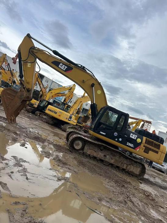 Buy Caterpillar 336E Used Excavator / 1