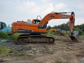 Buy Doosan DH215-7 Used Excavator / 2 Buy Doosan DH215-7 Used Excavator / 2