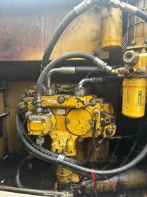 Buy Caterpillar 320CL Used Excavator / 3 Buy Caterpillar 320CL Used Excavator / 3