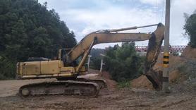 Buy Komatsu PC240-6 Used Excavator / 5 Buy Komatsu PC240-6 Used Excavator / 5