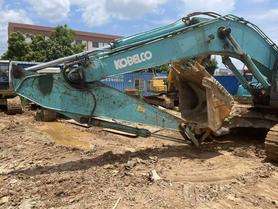 Buy Kobelco SK200-11 Used Excavator / 2 Buy Kobelco SK200-11 Used Excavator / 2