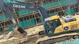 Buy JohnDeere E260LC Used Excavator / 2 Buy JohnDeere E260LC Used Excavator / 2