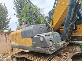 Buy XCMG XE215 Used Excavator / 3 Buy XCMG XE215 Used Excavator / 3