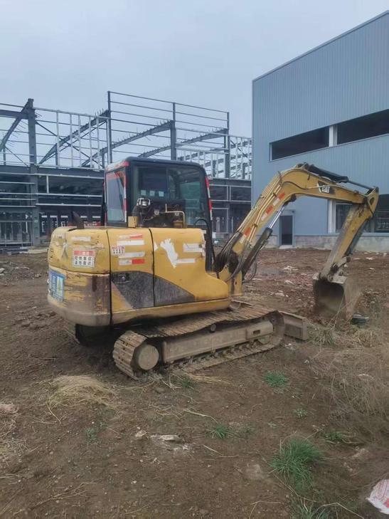 Buy Caterpillar 305.5 Used Excavator / 1