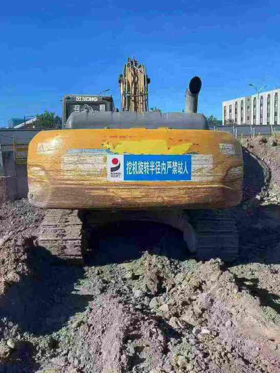 Buy XCMG XE200 Used Excavator / 1
