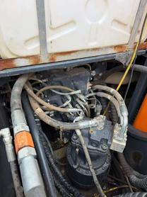 Buy Doosan DH215-7 Used Excavator / 4 Buy Doosan DH215-7 Used Excavator / 4