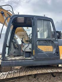 Buy XCMG XE215 Used Excavator / 4 Buy XCMG XE215 Used Excavator / 4