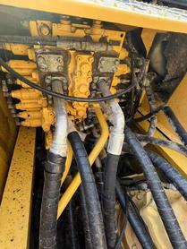 Buy Komatsu HB215LC-1 Used Excavator / 7 Buy Komatsu HB215LC-1 Used Excavator / 7