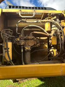 Buy Caterpillar 330B Used Excavator / 5 Buy Caterpillar 330B Used Excavator / 5