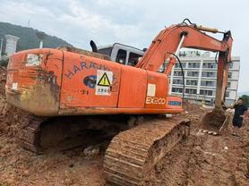 Buy Hitachi EX200-5 Used Excavator / 2 Buy Hitachi EX200-5 Used Excavator / 2